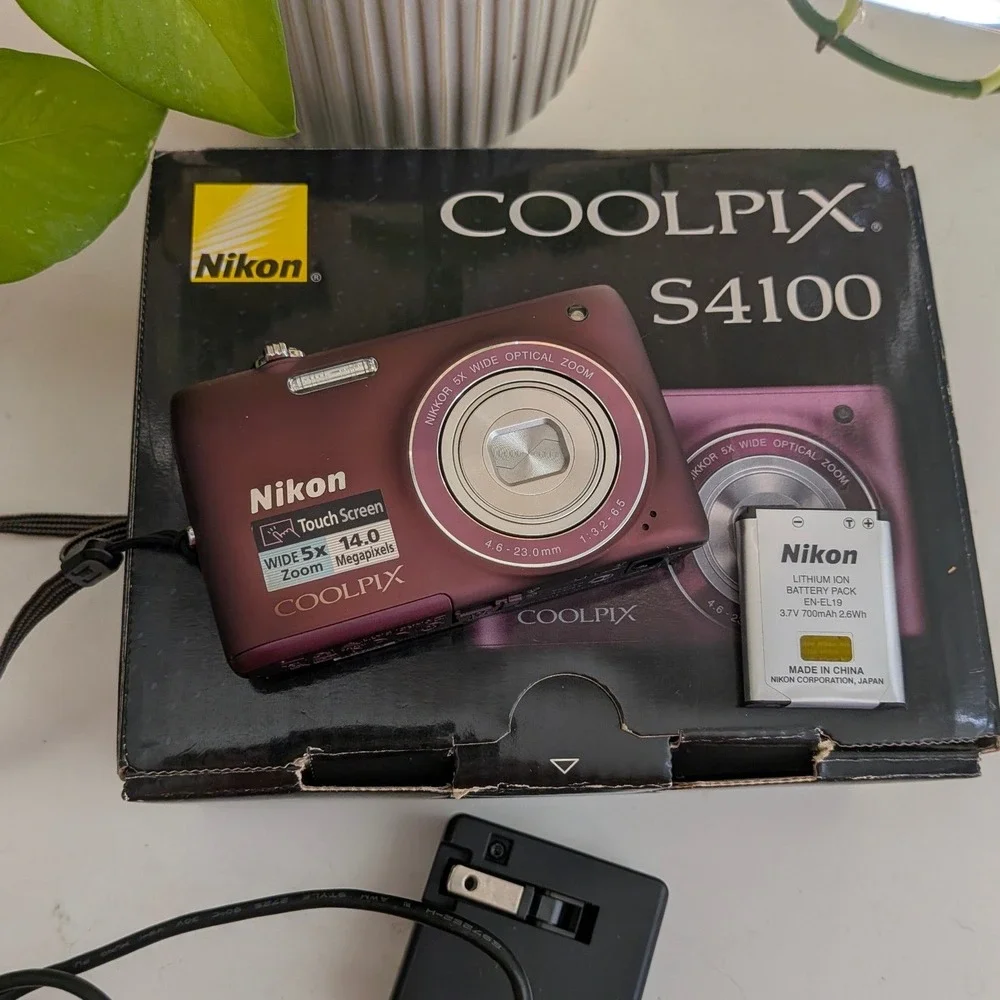 Vintage Nikon Coolpix S4100 Digital Camera Plum Purple Y2K Box Included *Mint*